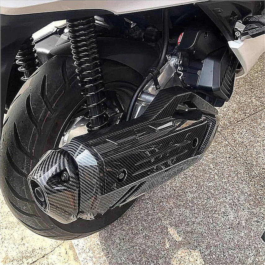 PH-667 PCX EGZOZ KAPAĞI KARBON - 2